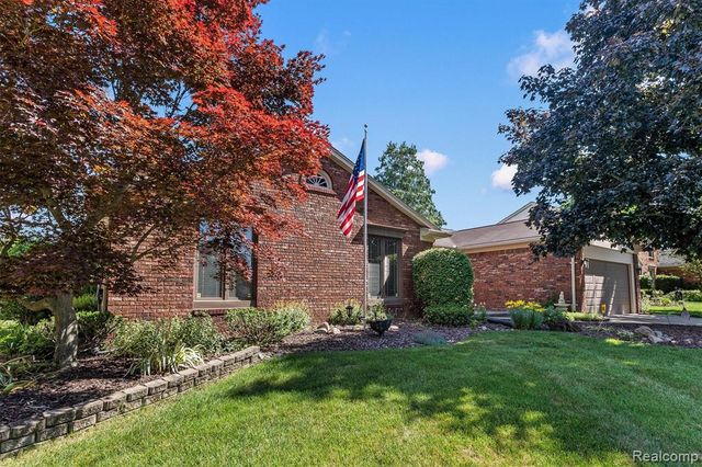 1662 Sumac Drive, Rochester Hills, MI 48309
