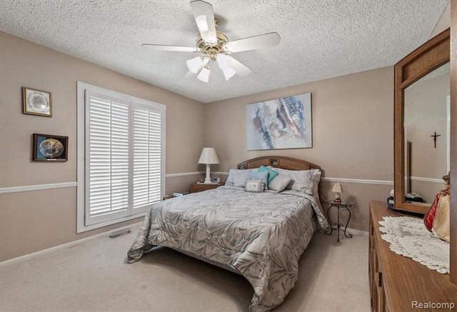1662 Sumac Drive, Rochester Hills, MI 48309