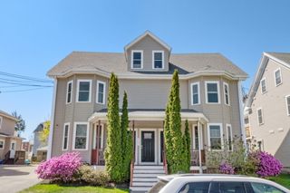 87 Ash St 2-2, Waltham, MA 02453