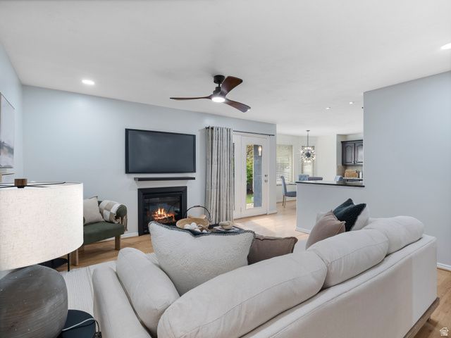 11051 S LONGDALE CIR, Sandy, UT 84092