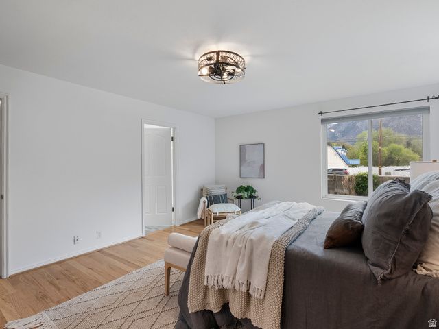 11051 S LONGDALE CIR, Sandy, UT 84092