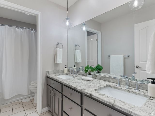 11051 S LONGDALE CIR, Sandy, UT 84092