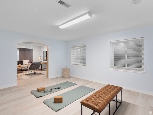 11051 S LONGDALE CIR, Sandy, UT 84092