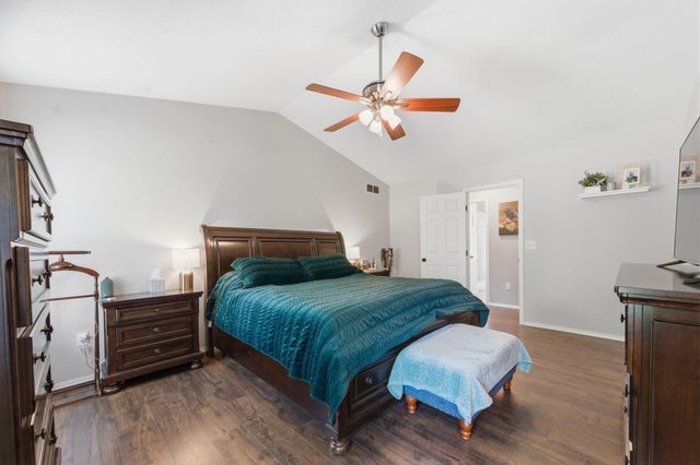 2711 N Parkdale, Wichita, KS 67205