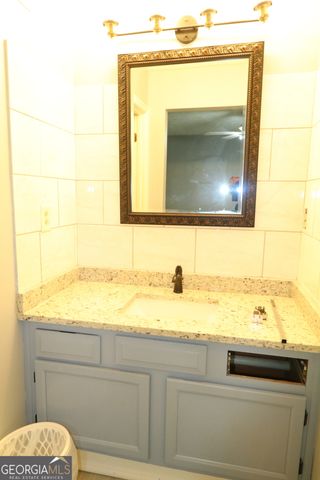 933 Ohara Drive, Jonesboro, GA 30236