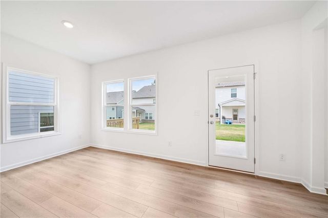 5464 Hargrove Way, Flowery Branch, GA 30542