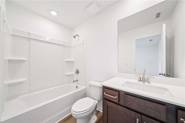 5464 Hargrove Way, Flowery Branch, GA 30542