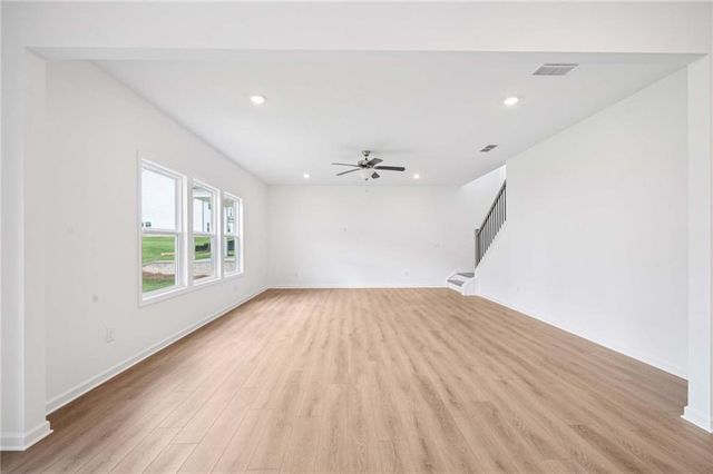 5464 Hargrove Way, Flowery Branch, GA 30542