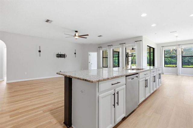 32306 GARDEN ALCOVE LOOP, Wesley Chapel, FL 33545