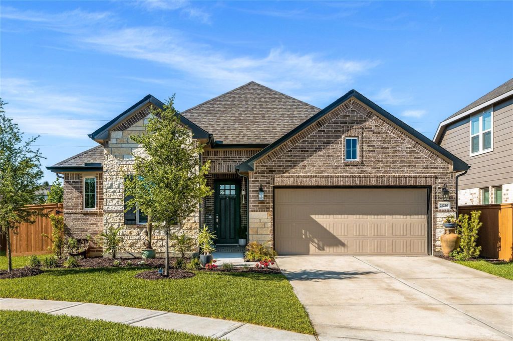 21230 Blue Palm Lane, Cypress, TX 77433