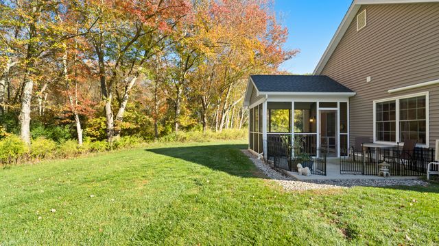 10 Grace Lane 10, Plainfield, CT 06354