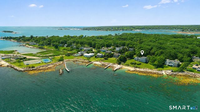 39 Chippechaug Trail, Stonington, CT 06355