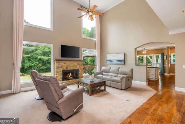 295 Devereux Downs, Roswell, GA 30075