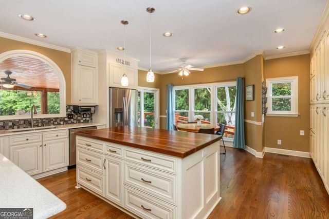 295 Devereux Downs, Roswell, GA 30075