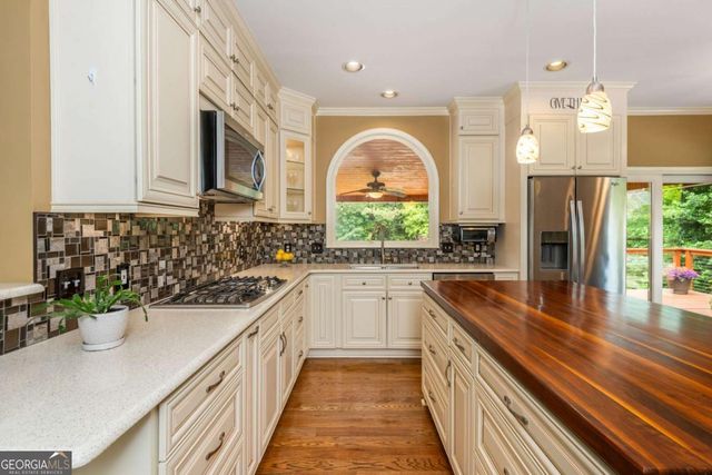 295 Devereux Downs, Roswell, GA 30075