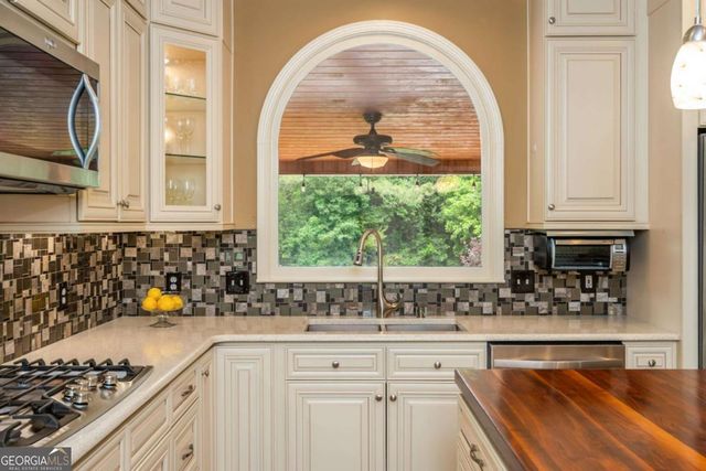 295 Devereux Downs, Roswell, GA 30075