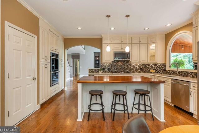 295 Devereux Downs, Roswell, GA 30075