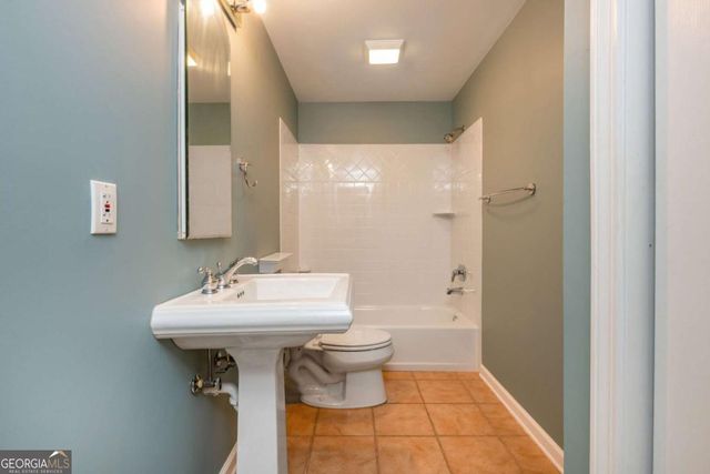 295 Devereux Downs, Roswell, GA 30075