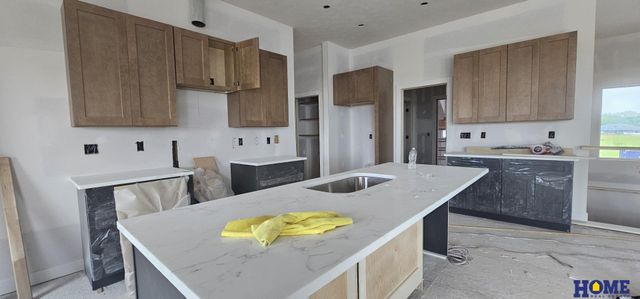 9011 Castle Pine Drive, Lincoln, NE 68516