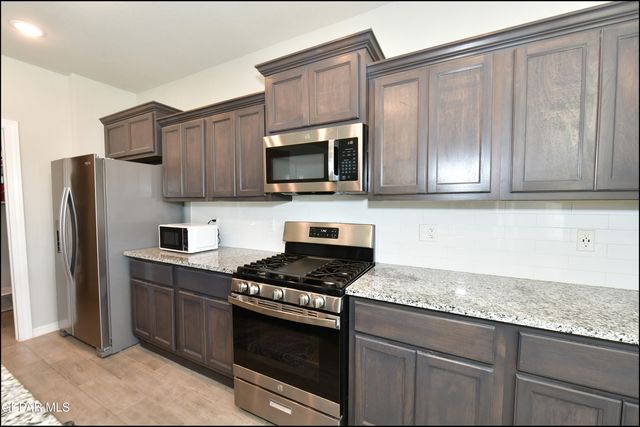 6072 HIDDEN ROW Avenue, El Paso, TX 79924