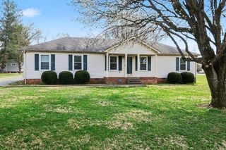 1020 Rutledge Dr, Rockvale, TN 37153