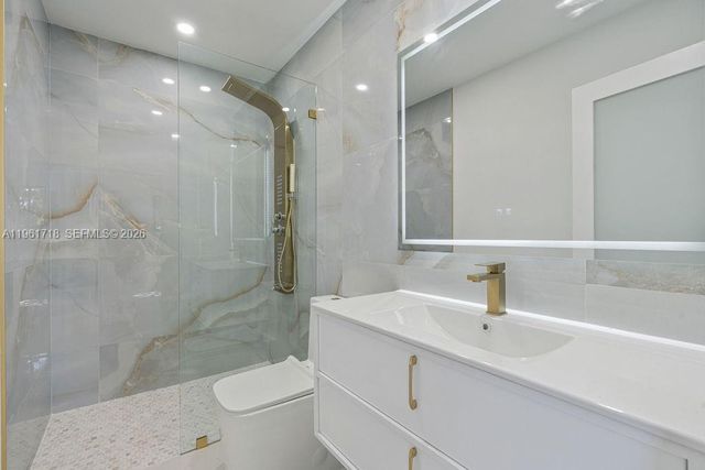 860 NW 70th St, Miami, FL 33150