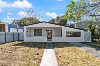 860 NW 70th St, Miami, FL 33150
