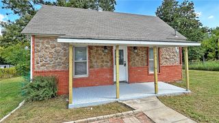 221 C Street, Rogers, AR 72756