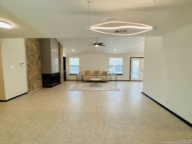 5611 timber rail, San Antonio, TX 78250