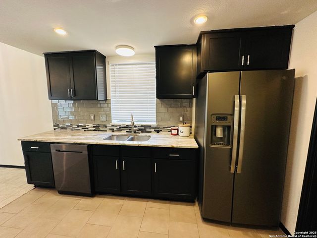 5611 timber rail, San Antonio, TX 78250