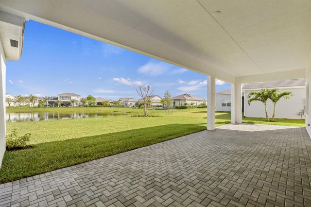 14823 Wildwood Circle, Westlake, FL 33470