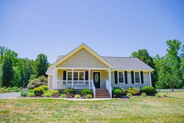 62 Red Berry Holly Lane, Hurdle Mills, NC 27541