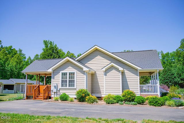 62 Red Berry Holly Lane, Hurdle Mills, NC 27541