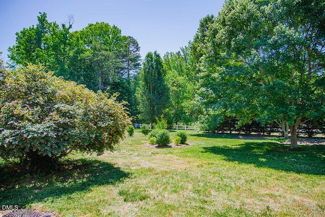 62 Red Berry Holly Lane, Hurdle Mills, NC 27541
