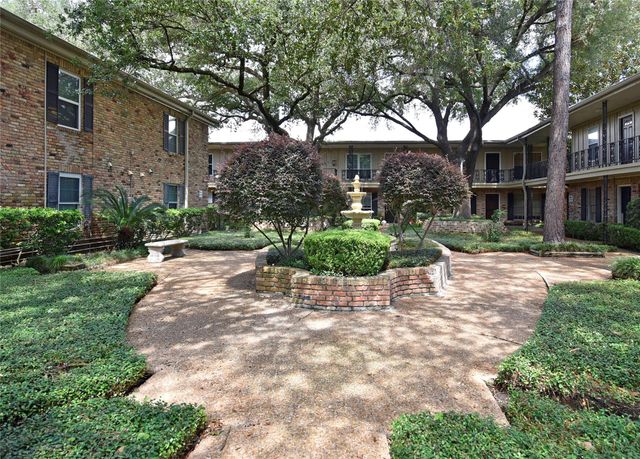 3224 Timmons Lane 112, Houston, TX 77027