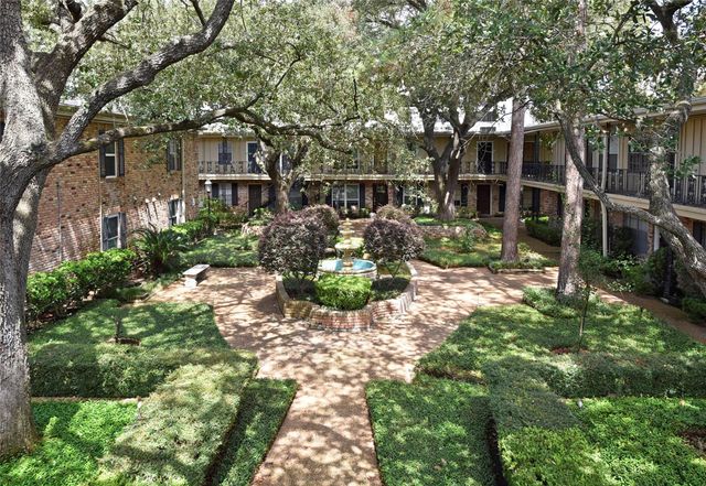 3224 Timmons Lane 112, Houston, TX 77027