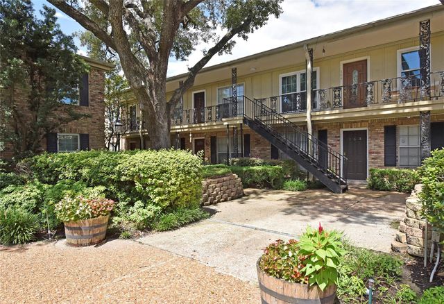 3224 Timmons Lane 112, Houston, TX 77027