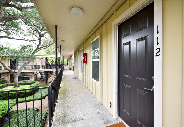 3224 Timmons Lane 112, Houston, TX 77027