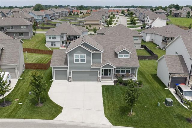 1485 N 162nd Circle, Basehor, KS 66007