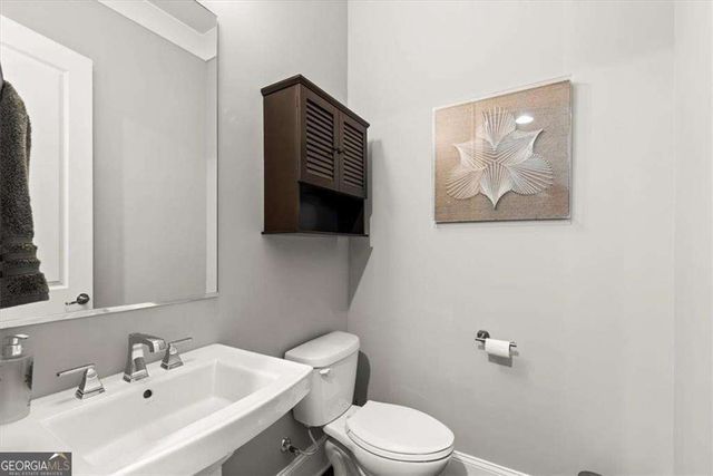 160 Clover Court, Roswell, GA 30075