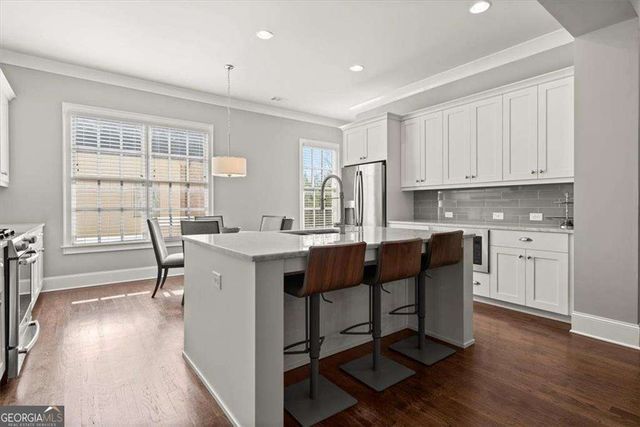 160 Clover Court, Roswell, GA 30075