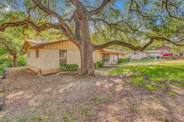 1109 Hollybluff ST, Austin, TX 78753