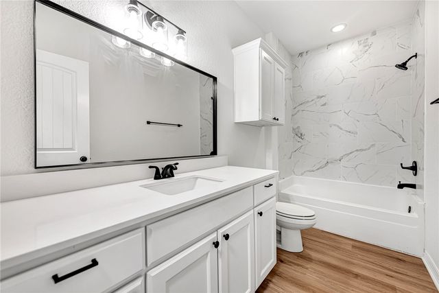 756 N Wordsworth Lane, Fayetteville, AR 72704