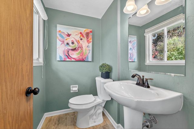 2201 N ELINOR STREET, Appleton, WI 54914