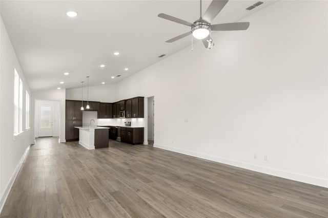 1108 Yaupon Holly DR, Georgetown, TX 78628
