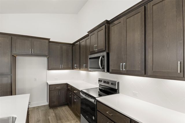 1108 Yaupon Holly DR, Georgetown, TX 78628