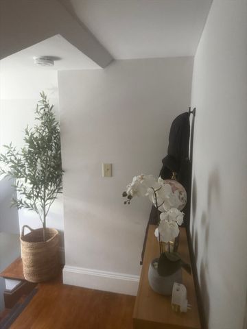 315 Common Street 3, Watertown, MA 02472