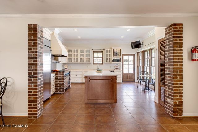 121 Beverly Drive, Lafayette, LA 70503