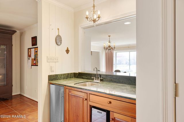 121 Beverly Drive, Lafayette, LA 70503