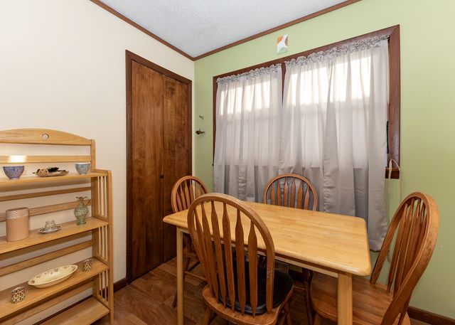 653 2nd Avenue S, Clinton, IA 52372